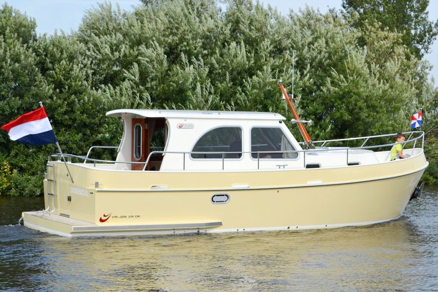 Nieuwbouw Vri-Jon Classic Open Kuip motorjachten | Vri-Jon DSA Yachts